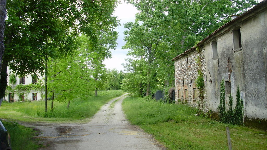 Stasion Di Pueste Nogaredo Экстерьер фото